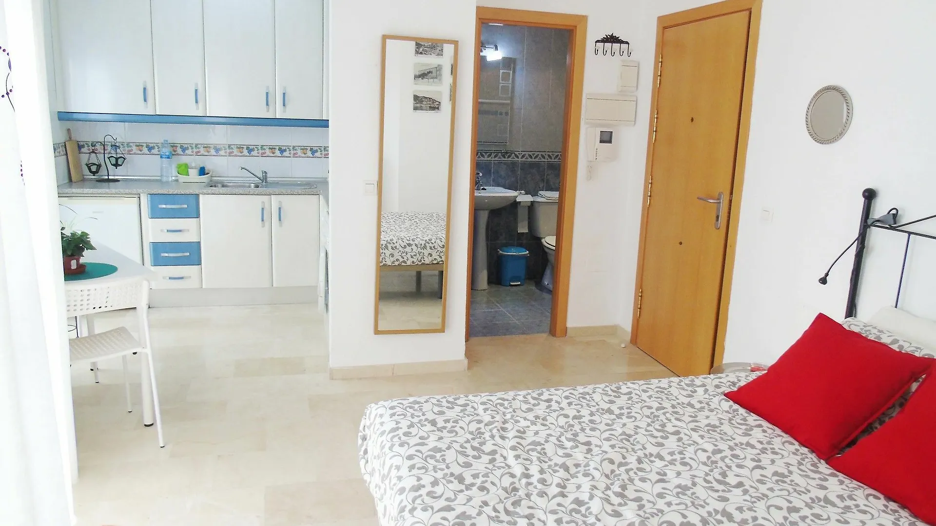 A&N Loft Merced Recently Renovated Malaga 0*,
